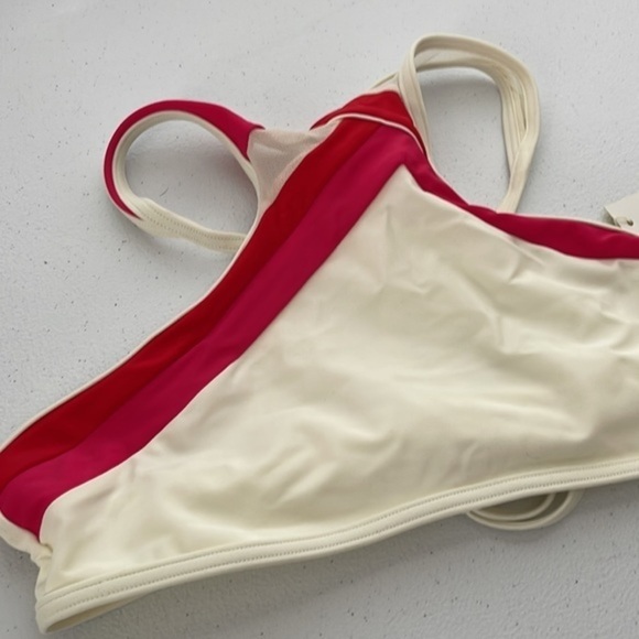 NWT summersalt the high tide white/red/pink bikini top size 4 - Picture 4 of 9